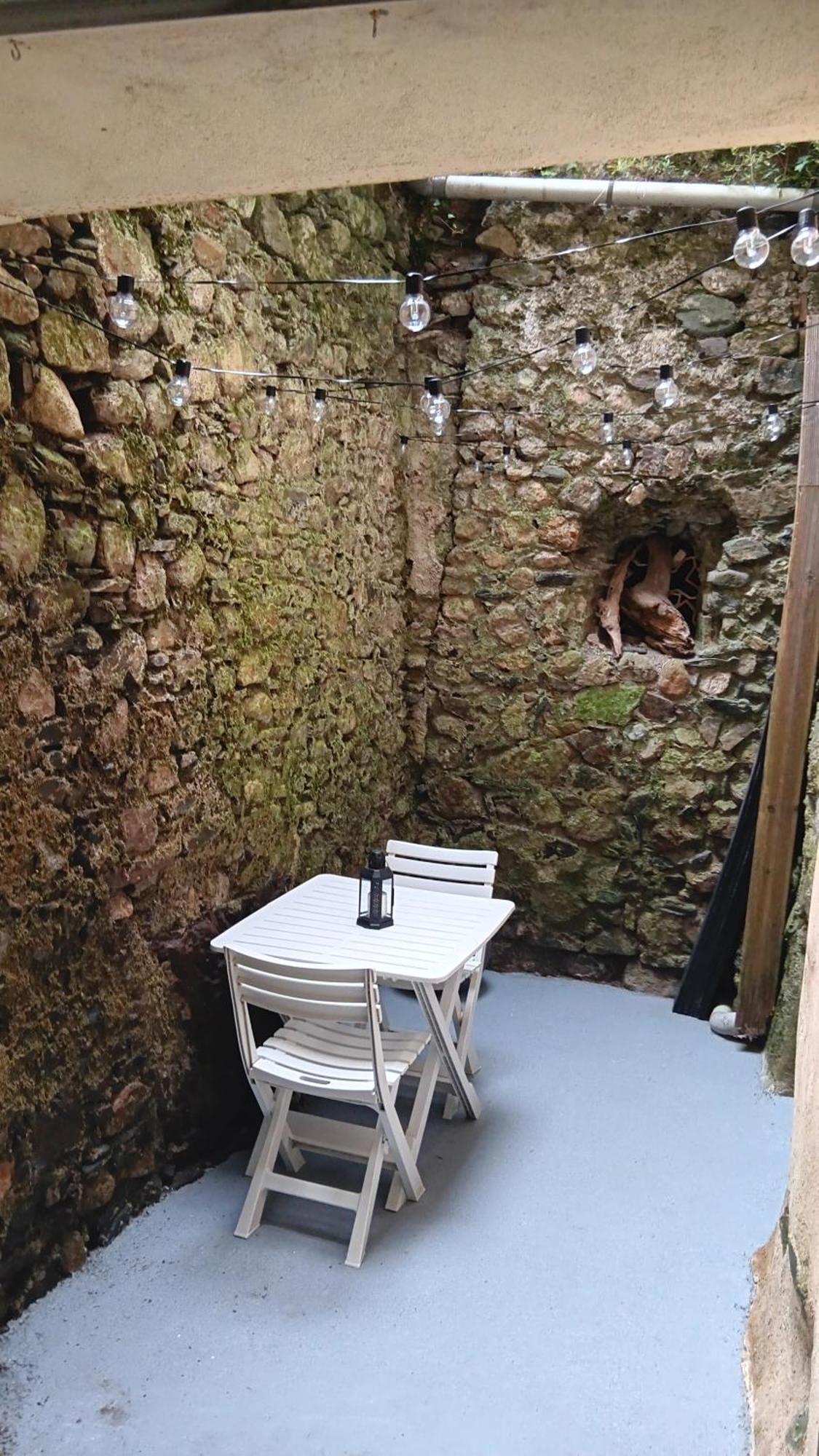 Appartement Pour 4 Personnes Dans Une Rue Tres Calme Saint-Laurent-le-Minier Экстерьер фото