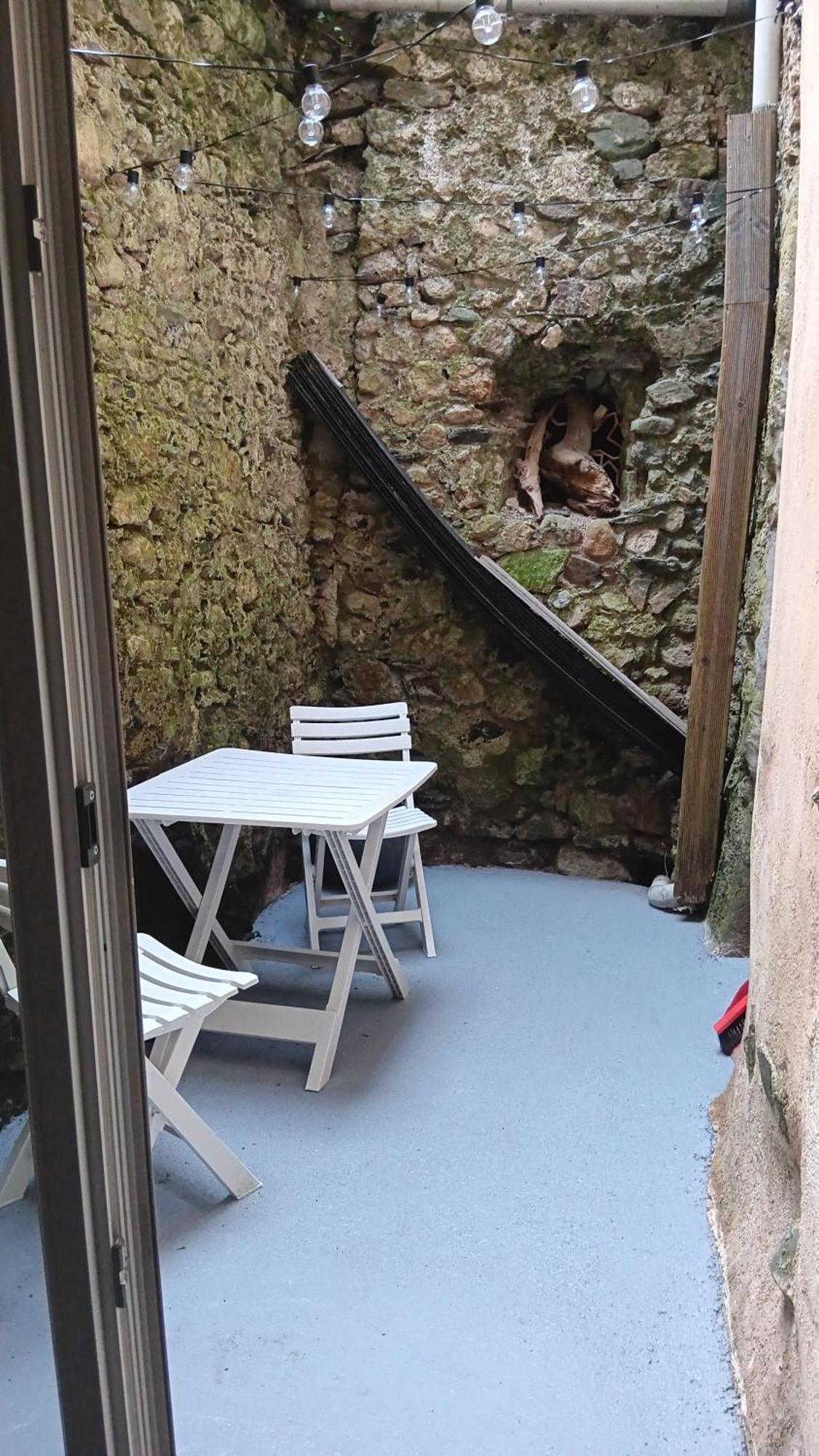 Appartement Pour 4 Personnes Dans Une Rue Tres Calme Saint-Laurent-le-Minier Экстерьер фото